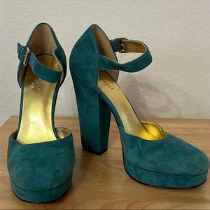Nine West teal heels